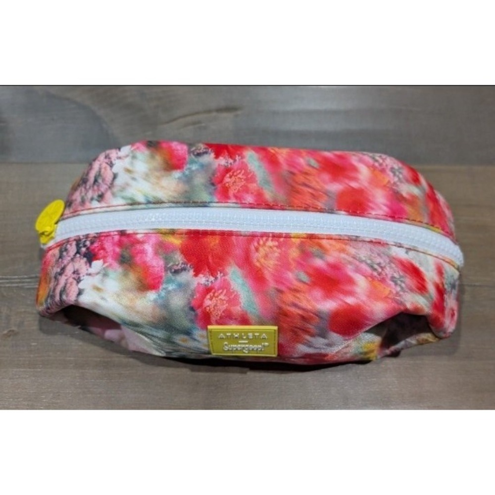 Athleta x Supergoop Floral Cosmetic Bag Travel Makeup Pouch Waterproof Lined